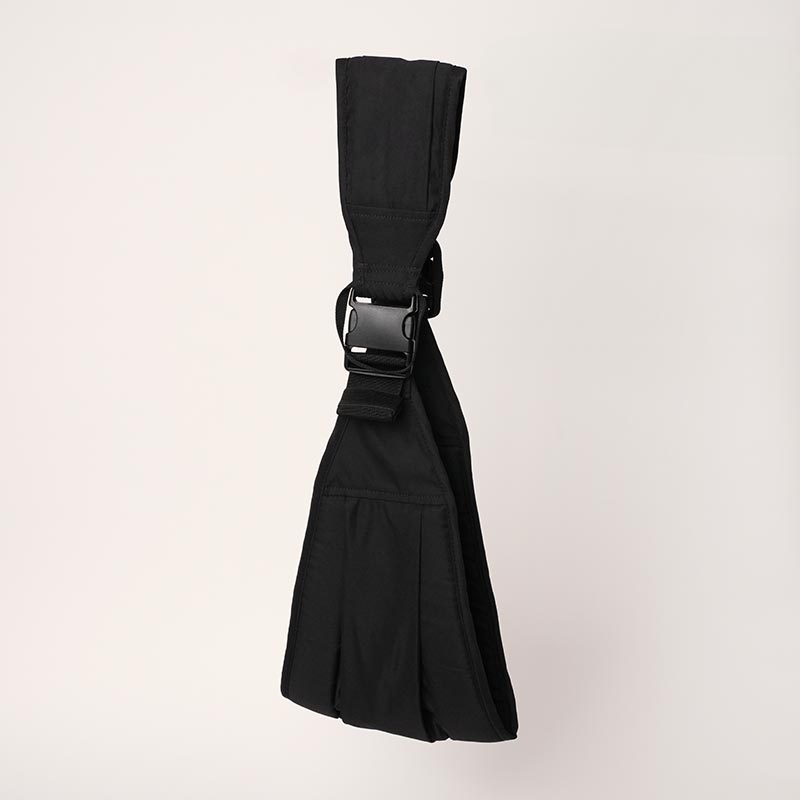 Midnight Black Nubioo Toddler Carrier. 